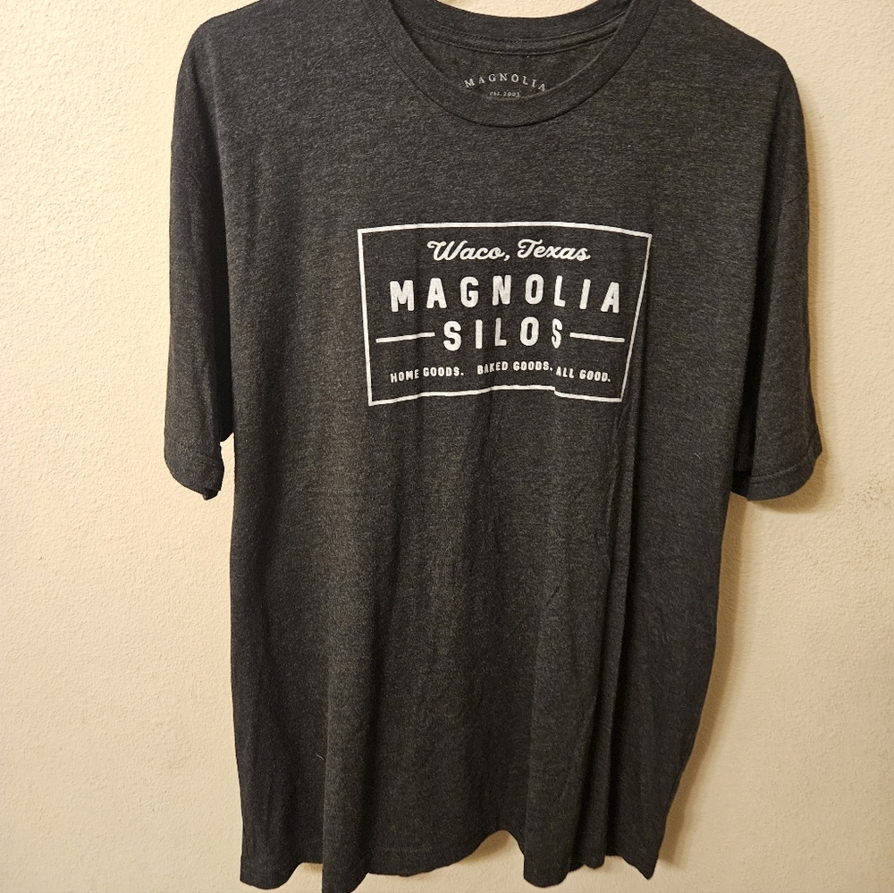 Magnolia Charcoal Tee with White Print